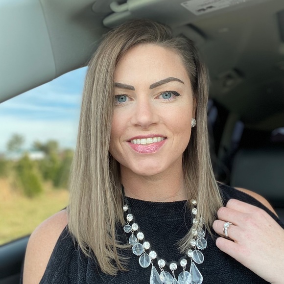 Meet your Posher, Whitney - Picture 12 of 14